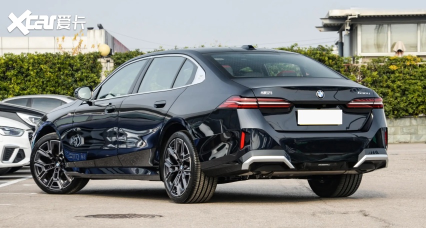 3个月不到,宝马5系价格就"扛不住"了!-爱卡汽车爱咖号