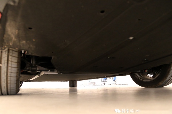 广丰iA5实拍：传祺换标车？和Aion S还是有不同的