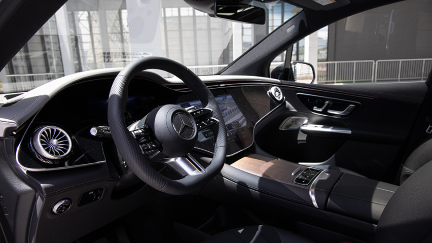 长测全新EQE纯电SUV：奔驰要给SUV们上堂造车课