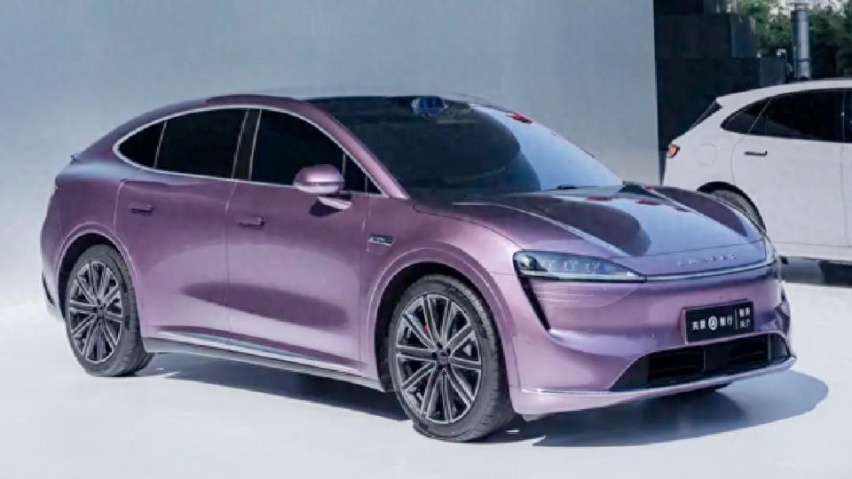 智界R7卖点只是802km续航？满血途灵比特斯拉好开
