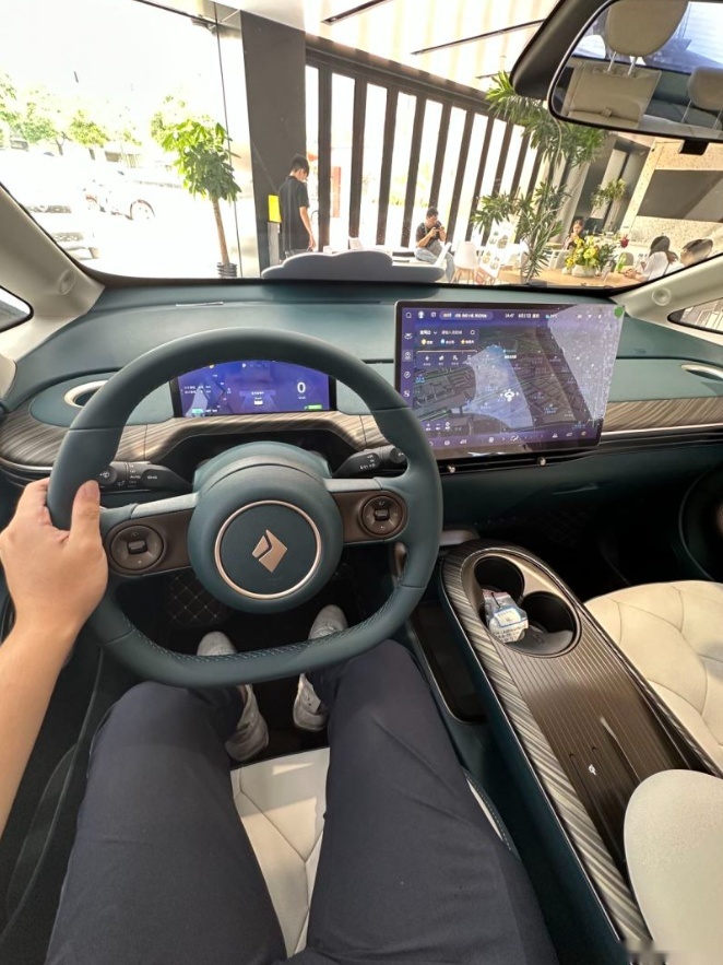 10万左右的电动车，宝骏云朵到底怎么样？9月将OTA，分享试驾感受