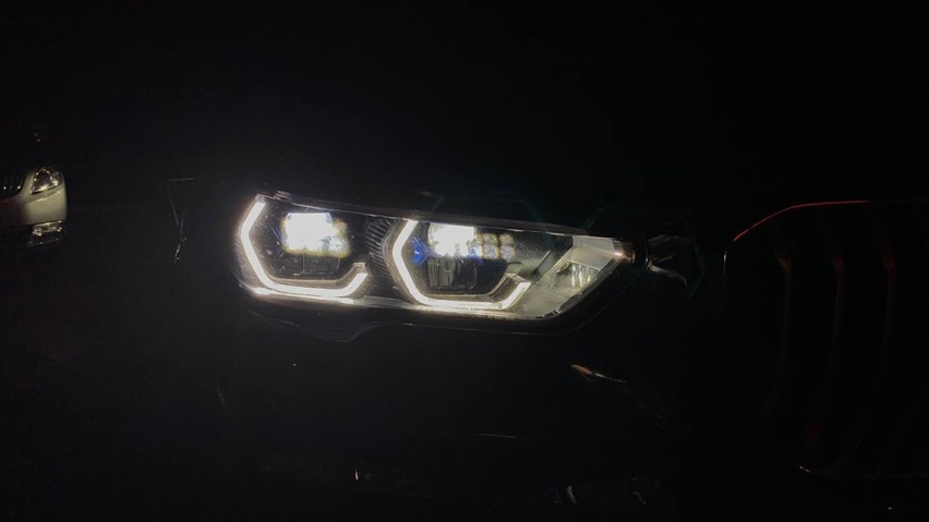 标配激光大灯的中大型SUV！开上TA才懂啥叫豪华又运动