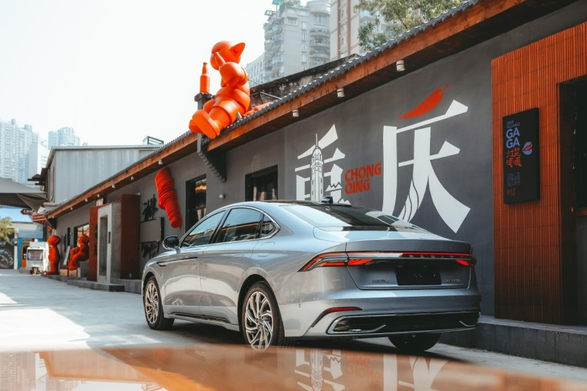 试驾官丨山城评测林肯Z，这是最适合年轻人的豪华B级车？