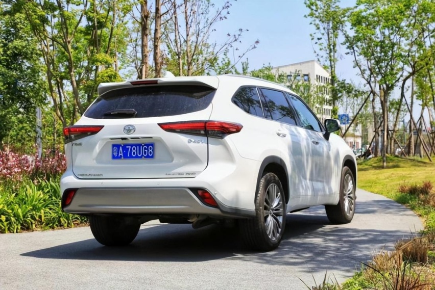 试驾全新汉兰达380T：进口2.0T+8AT，动力平顺