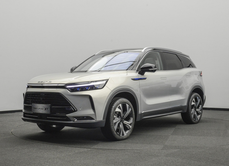 BEIJING-X7开启预售 10万元起步 高度还原概念车