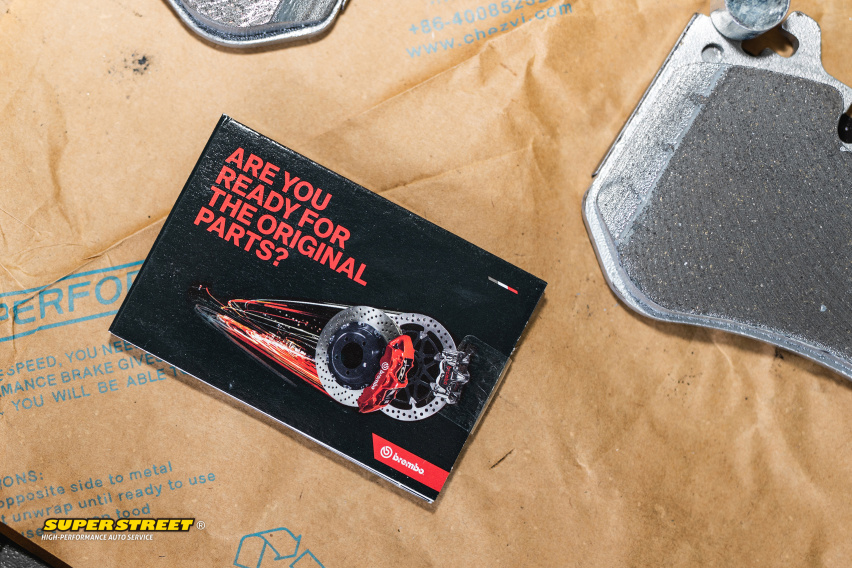 奔驰E级更换Brembo HP2000刹车片CZV打孔刹车盘