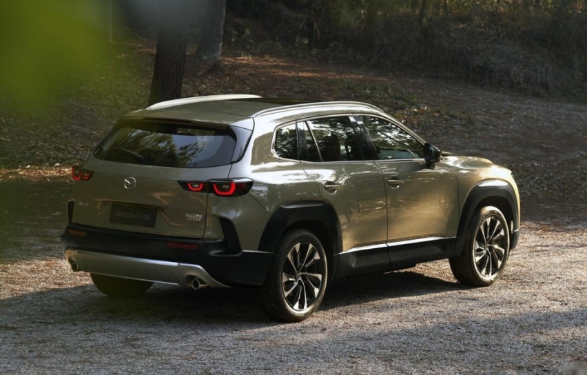 与MAZDA CX-50山河之约 超沉浸式3.0 VR看车