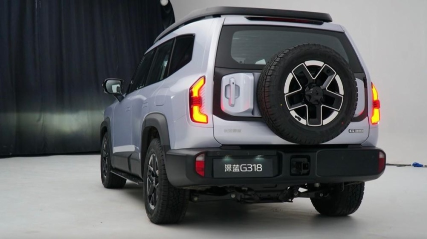 全新中大型SUV，硬派越野设计+增程动力，深蓝G318或售30万左右