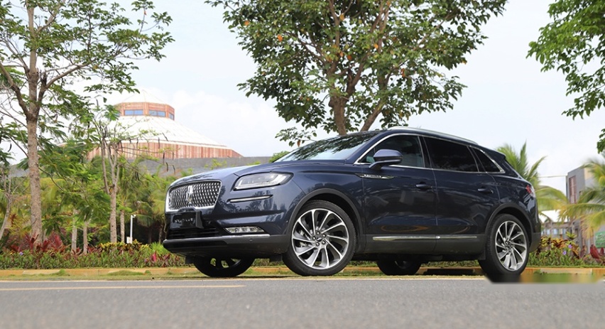 【鹏哥聊车】40万左右最值的V6？试驾林肯航海家2.7T