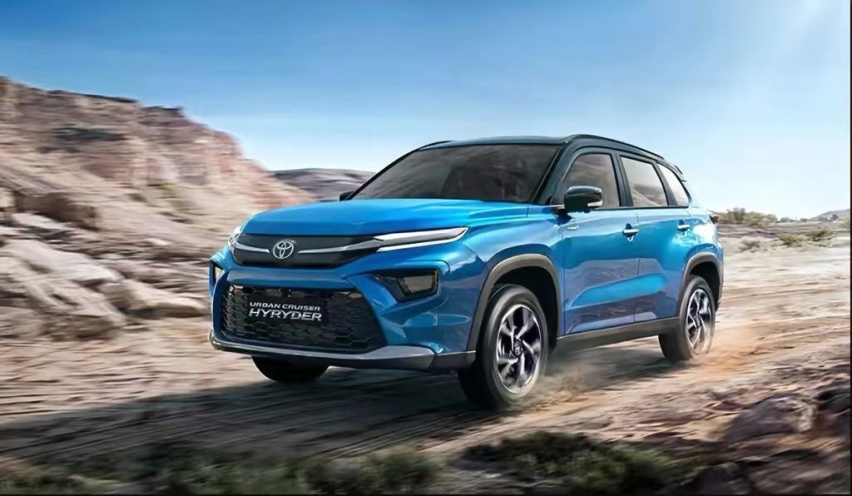 丰田全新SUV发布！搭1.5L混动+四驱 海外才8.48万起？