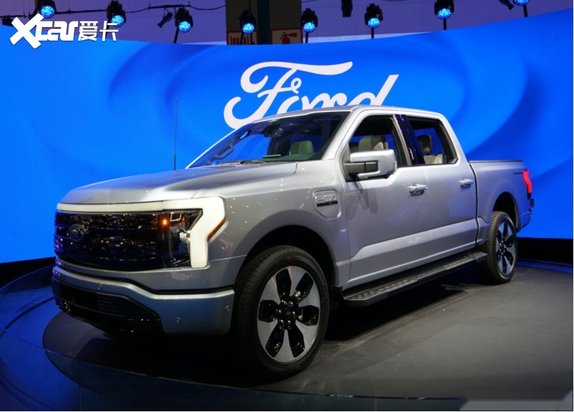 特斯拉又降价了！又维权了！小鹏全新SUV曝光，对标Model Y!