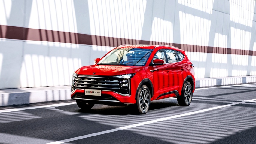 高性价比七座SUV 预算十二万元 思皓X8 PLUS还是吉利豪越？
