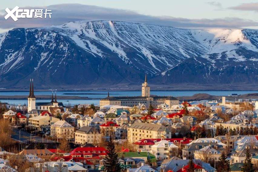 两中国游客在冰岛飞机残骸附近身亡,有