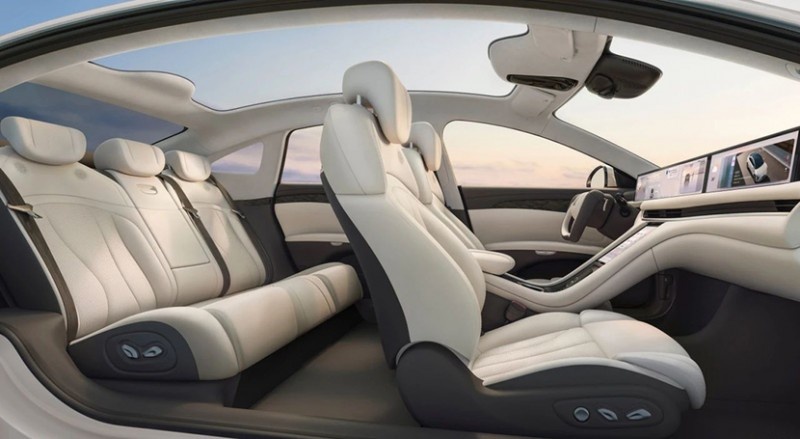 智己L7舒适性大提升，豪华驾驶体验满足现代消费者需求