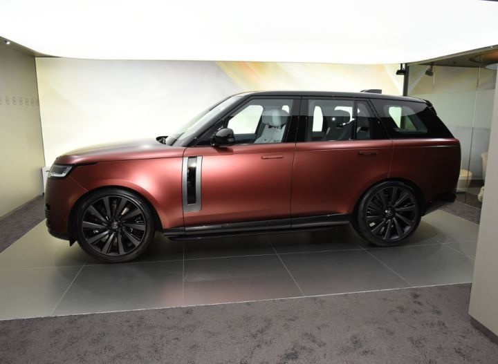 4.4T V8双涡轮，内饰壕无人性，全新路虎揽胜系列成都车展正式上市