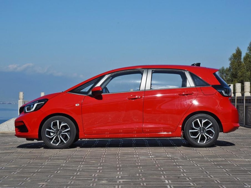 autohomecar__ChsEn2A3Rn-APf8kAAR3s-oVwGA149.jpg