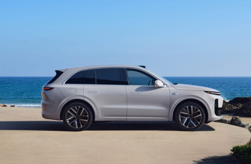 理想L6实力占位，对标特斯拉Model Y、奔驰GLC稳在线