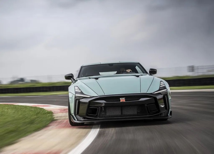 日产GT-R50量产版全球首发！3.8T输出720匹马力