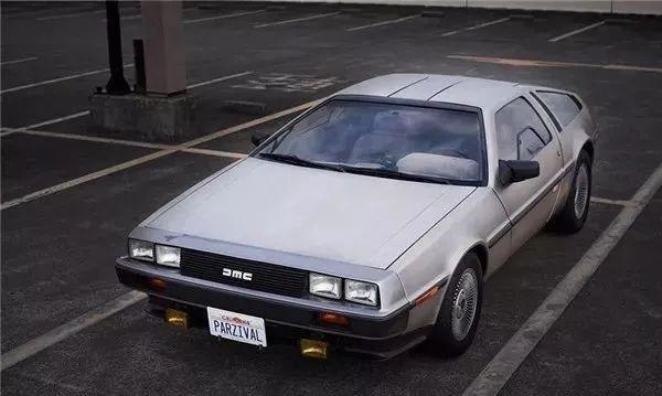 过去的未来战士，1981年德罗宁 DMC-12