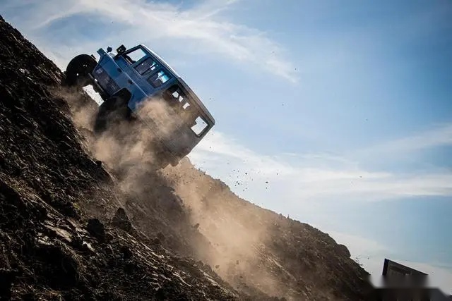 BJ212又出新款 2.4T动力 或比现款贵2万？
