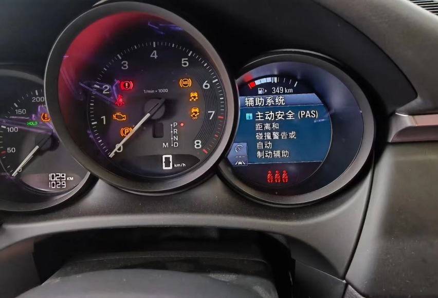 22款保时捷Macan升级自适应巡航ACC 变道辅助 全景360