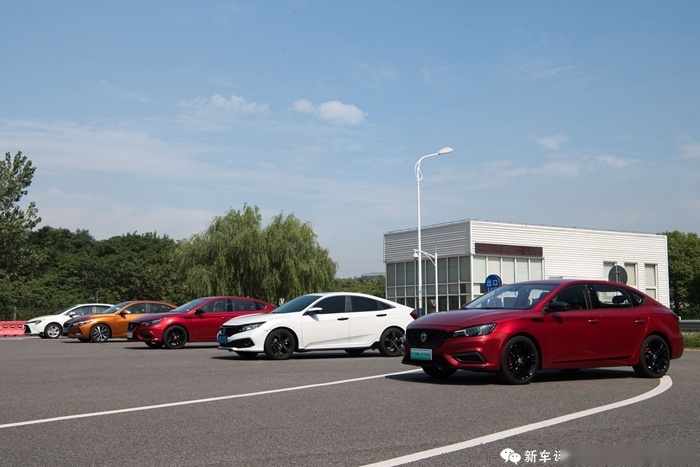 五车同台竞技，谁才是真的运动车？