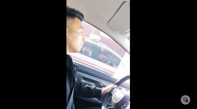 真实版速度与激情，埃安网约车与警车互飙，行业乱象何时休？