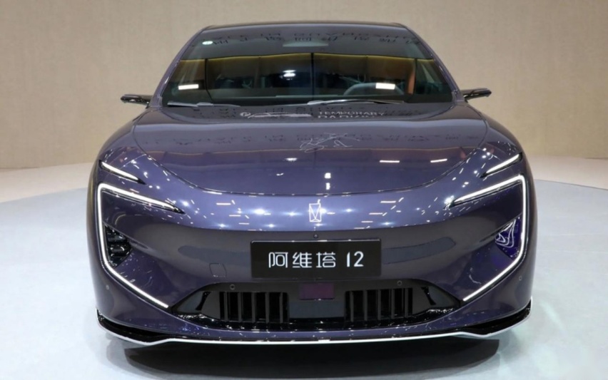 阿维塔12也降价了！去年还卖30.08万，现仅售26.58万起，赶紧抢