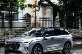 迷你后排不如塞进儿童乐园摇摇车，美式豪华终结空间焦虑