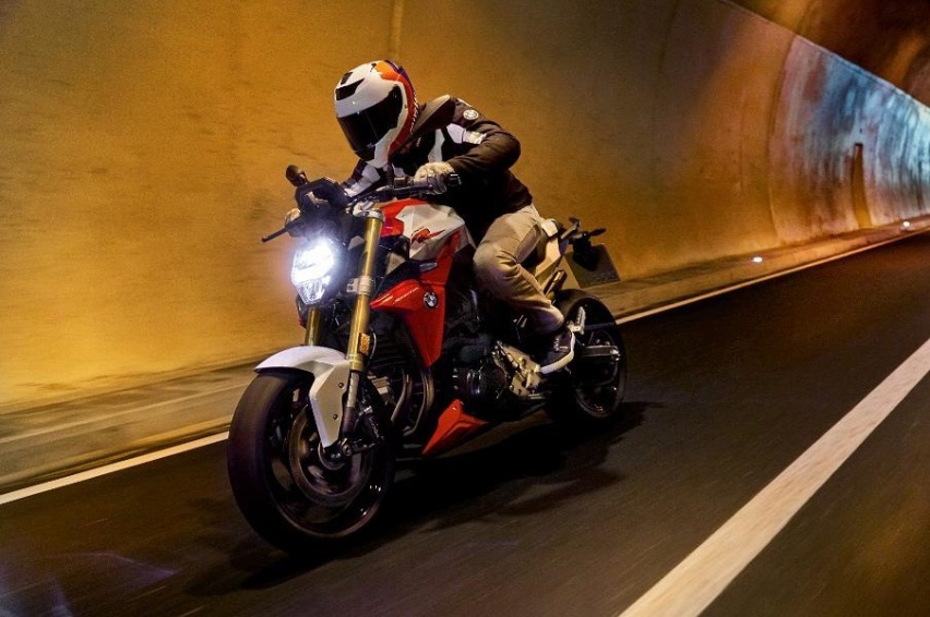 德系双雄：宝马F900R/F900XR国内版本配置公布