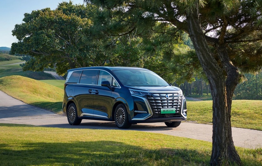 35万级新能源豪华MPV 小鹏X9和腾势D9怎么选？