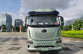 轻量化+低气耗，乘龙H5V LNG牵引车助您每年多赚3.8万！