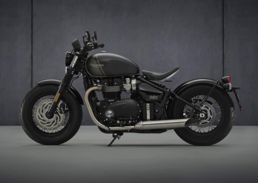 凯旋2021款巡航摩托Bobber，排量大油箱小电子系统丰富