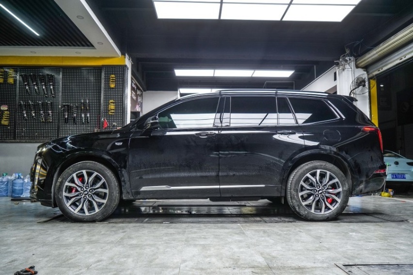 改装案例，凯迪拉克XT6升级TEI Racing前6后S4刹车卡钳套装