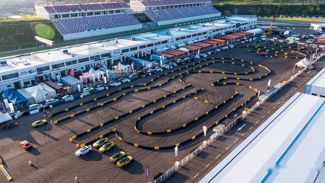 挟主场之势！领克车队斩获2019 WTCR中国宁波站双冠王