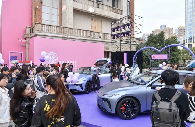 15.96万元起 东风奕派eπ007大定开启