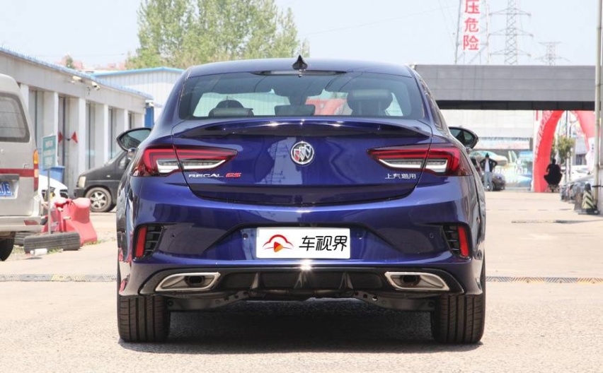 颜值还是动力？对比君威GS和CC，发现运动中型车都太“水”