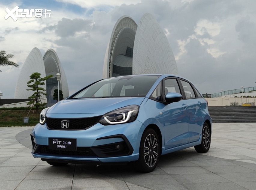 试驾第四代飞度|"超跑味"纯正,1.5l地球梦宝刀未老