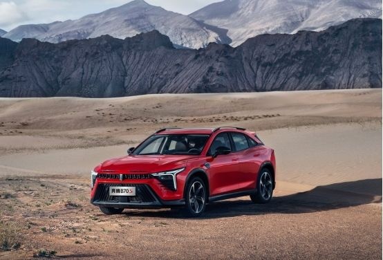奔腾B70S对比领克02 适合年轻人的两款国产SUV