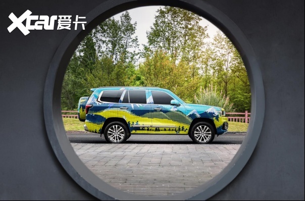 BJ60伪装车惊现成都街头 再曝四大猛料