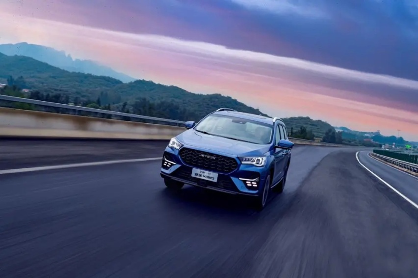 影院级大SUV，L2级智驾，全新一代捷途X90售8.99万起