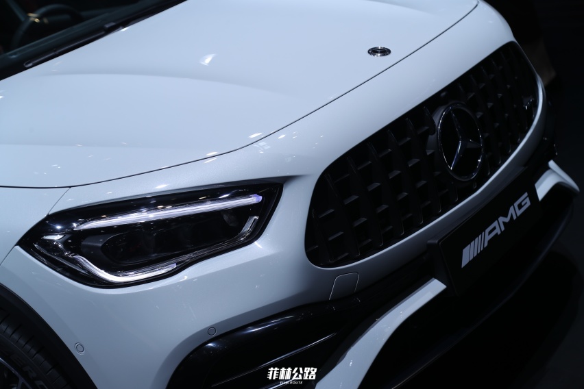 #新车实拍#菲林公路2020北京车展 AMG GLA 35