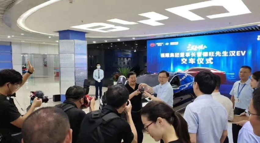 比亚迪汉EV：虽然销量有点“猫腻”，但自身还是挺耐打的