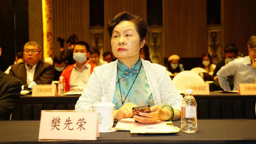 “双循环”新发展格局下汽车产业如何抢抓新机遇赢得新赛点
