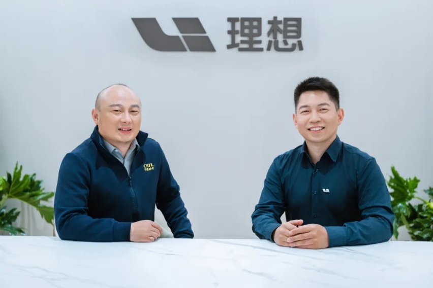 哪一条路才能抵达巅峰？理想拉着宁德给出了一种答案