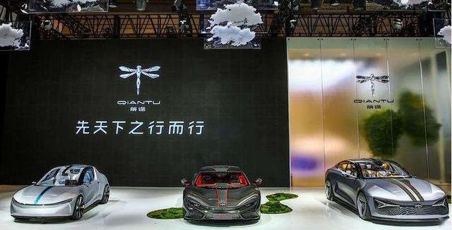 疫情过去之后 才发现原来前途在裸泳