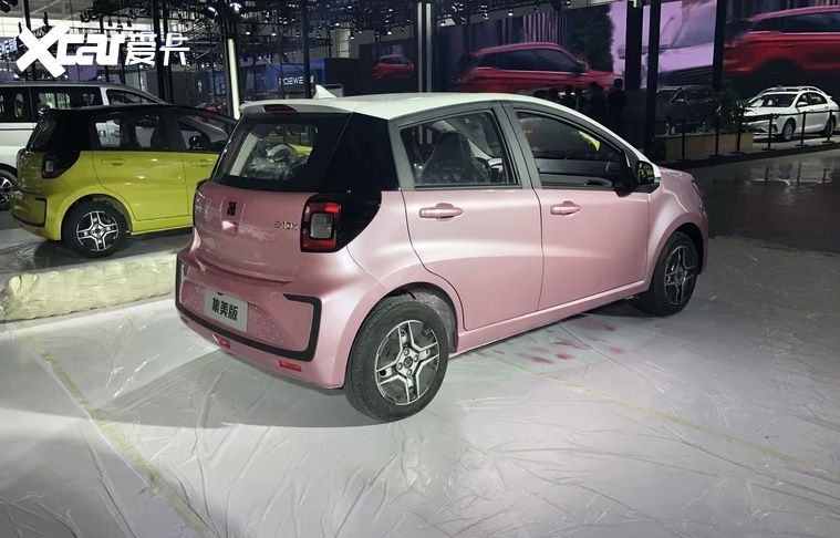 天津车展：思皓E10X集美版亮相，最高续航302km！