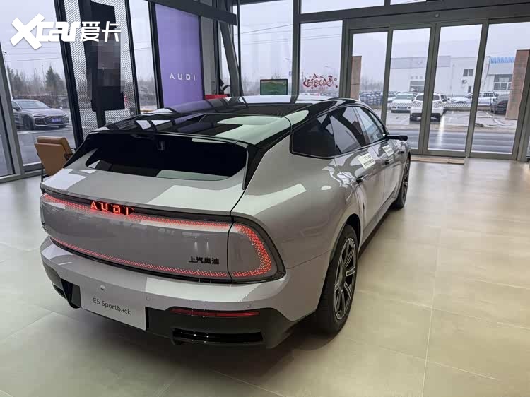奥迪反向降3万!20万出头捡漏E5 Sportback,真香?