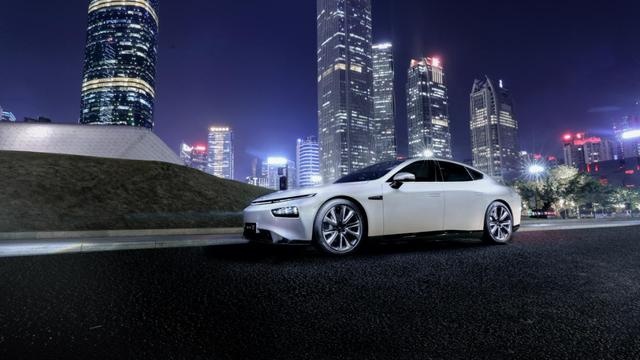 小鹏P7上市了 它有资格做特拉斯Model 3的对手吗？
