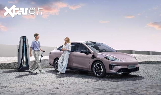 年轻人的第一辆智驾车 AION RT开启预售 预售价11.98-16.